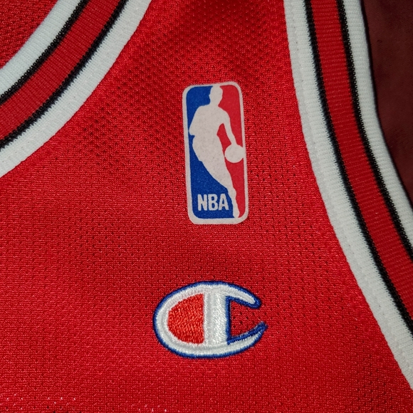 Vintage Toni Kukoc Chicago Bulls Red Jersey - Picture 3 of 9